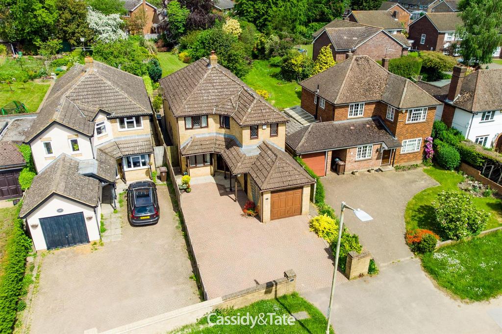 Sandpit Lane, St. Albans 4 bed detached house for sale £1,195,000