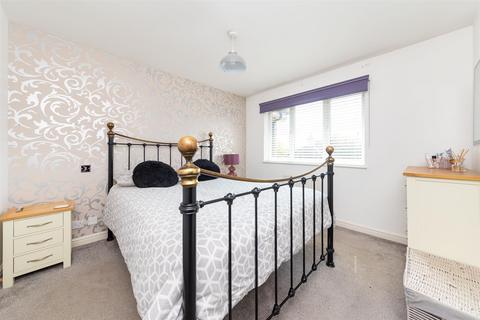 11 Suffolk Close, London Colney, St Albans, AL2 1DZ