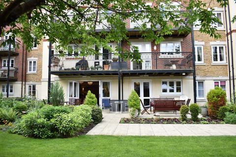 1 bedroom retirement property for sale - Churchfield Road, Walton-on-Thames, KT12