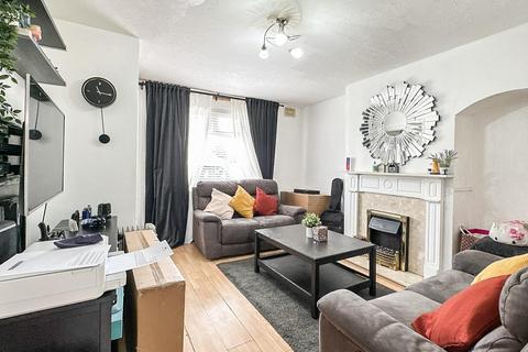 54 Bantry Road, Bristol, BS4 1JX