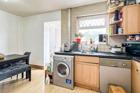 54 Bantry Road, Bristol, BS4 1JX