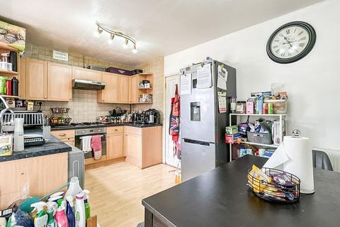 54 Bantry Road, Bristol, BS4 1JX