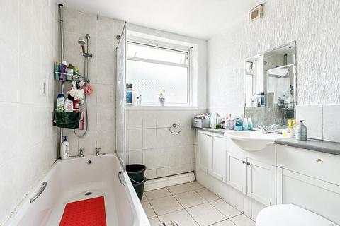 54 Bantry Road, Bristol, BS4 1JX