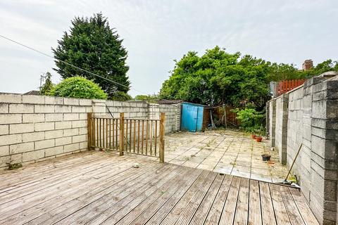 54 Bantry Road, Bristol, BS4 1JX
