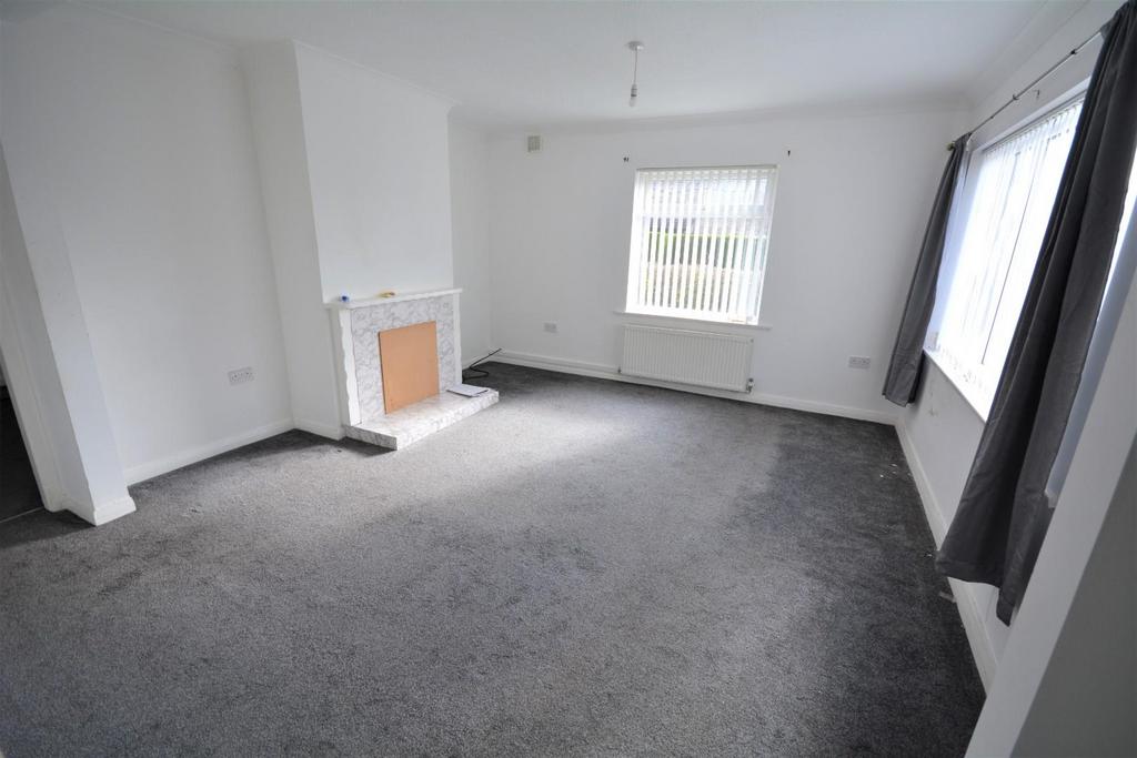 Manor Road, St Helens, Auckland, DL14 9EP 3 bed terraced house