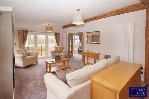 2 bedroom bungalow for sale, Thames Retreat, Staines-Upon-Thames