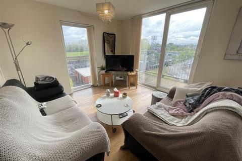 2 bedroom apartment for sale, 1 Stillwater Drive, Sport City, Manchester
