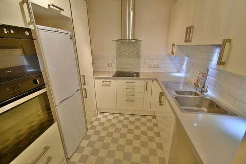 1 bedroom retirement property for sale, Fernlea Avenue, Ferndown, BH22