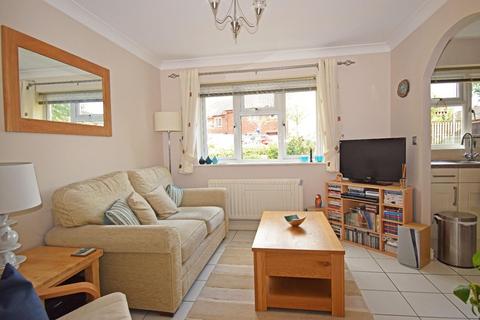 2 Button Drive, Bromsgrove, B61 8RS