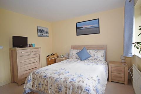 2 Button Drive, Bromsgrove, B61 8RS