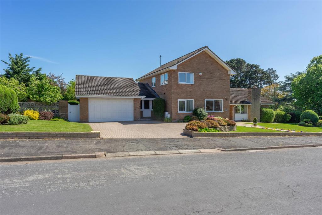 Long Meadow, Lower Heswall, Wirral 4 bed detached house for sale £775,000