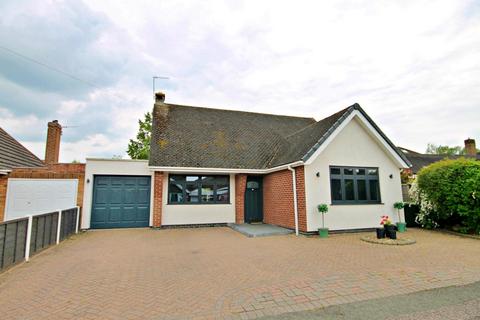2 Cale Close, Tamworth, B77 1DB