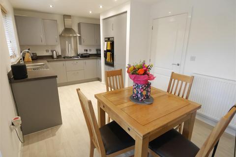 3 bedroom detached house for sale - Burgess Avenue, Howden