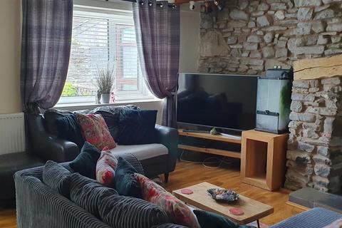 4 Brooks Lane, Burry Port, SA16 0TR