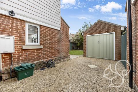19 Glebe View, West Mersea, Colchester, CO5 8GH