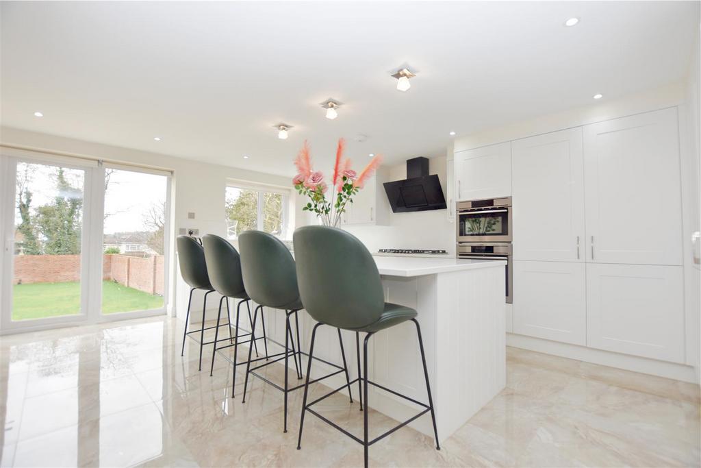 Kitchen Family Room