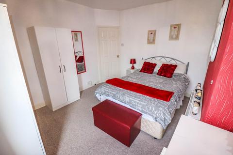 118 Tomkinson Road, Nuneaton, CV10 8BN