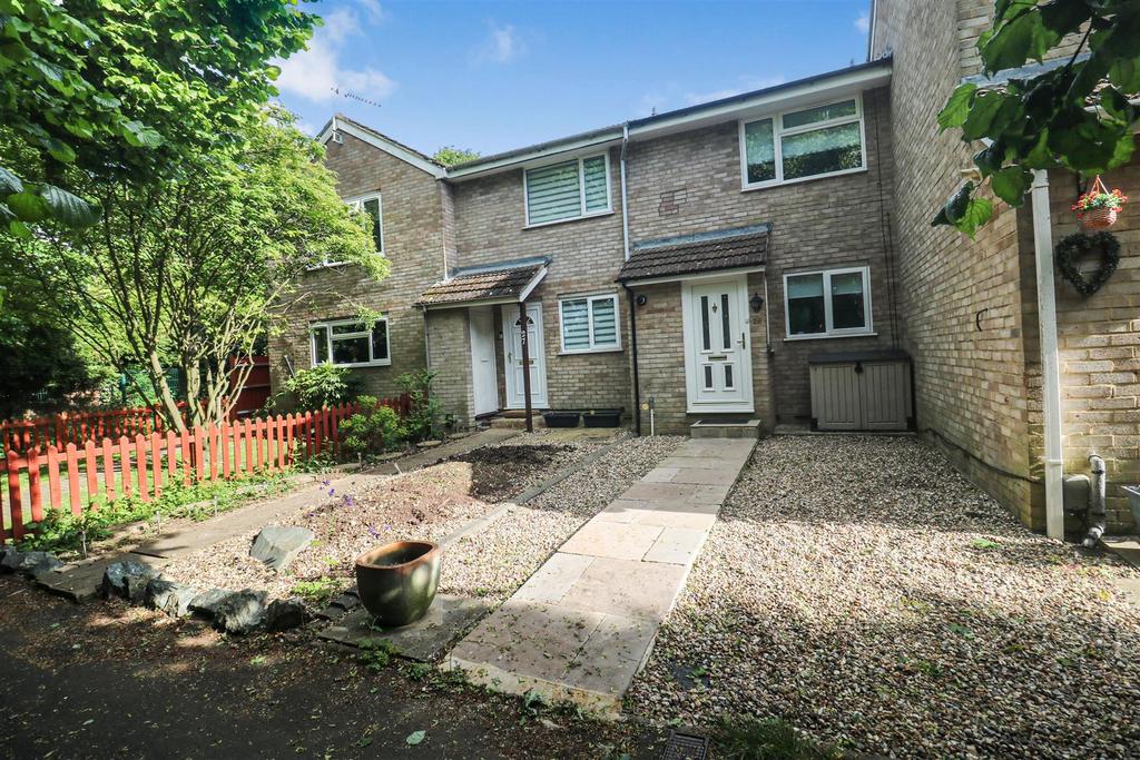 Appleton Fields, Stortford 2 bed terraced house £300,000