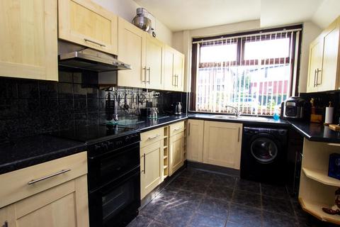 28 Lisbon Drive, Darwen, BB3 3JW