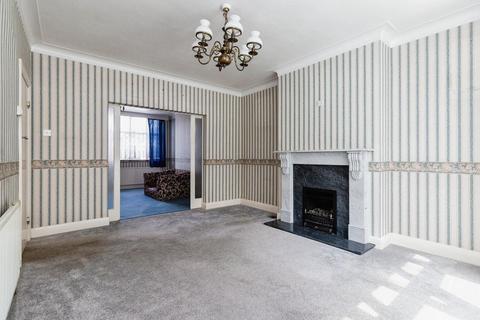17 Mayfair Avenue, Worcester Park, KT4 7SH