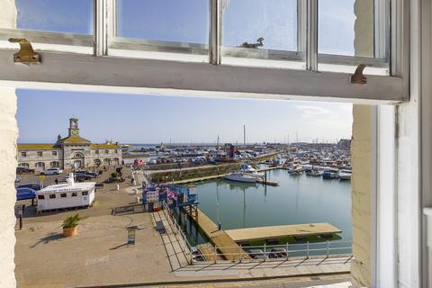 2 bedroom apartment for sale - Harbour Parade, Ramsgate, CT11