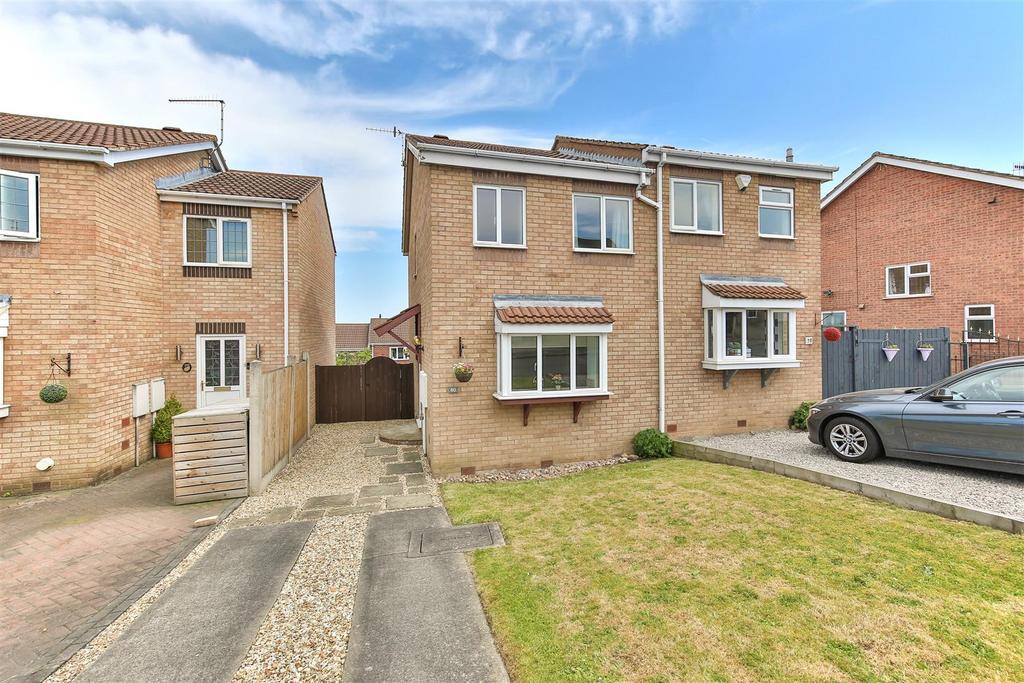 Nottingham Drive, Wingerworth, Chesterfield 2 bed house for sale £170,000