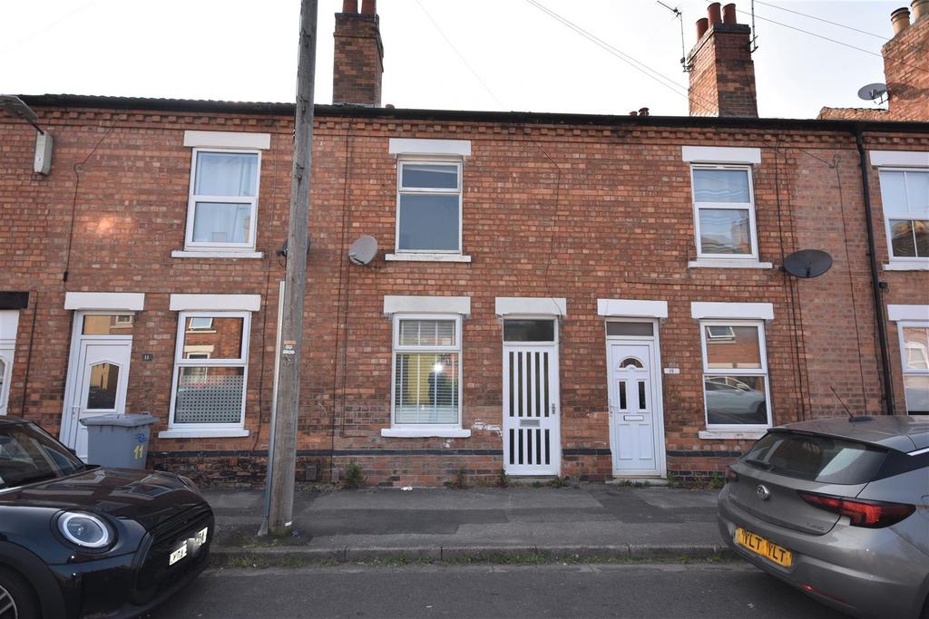 Vernon Street, Newark 3 bed terraced house for sale £135,000