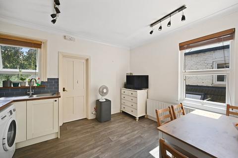 9a Seaford Road, London, W13 9HP