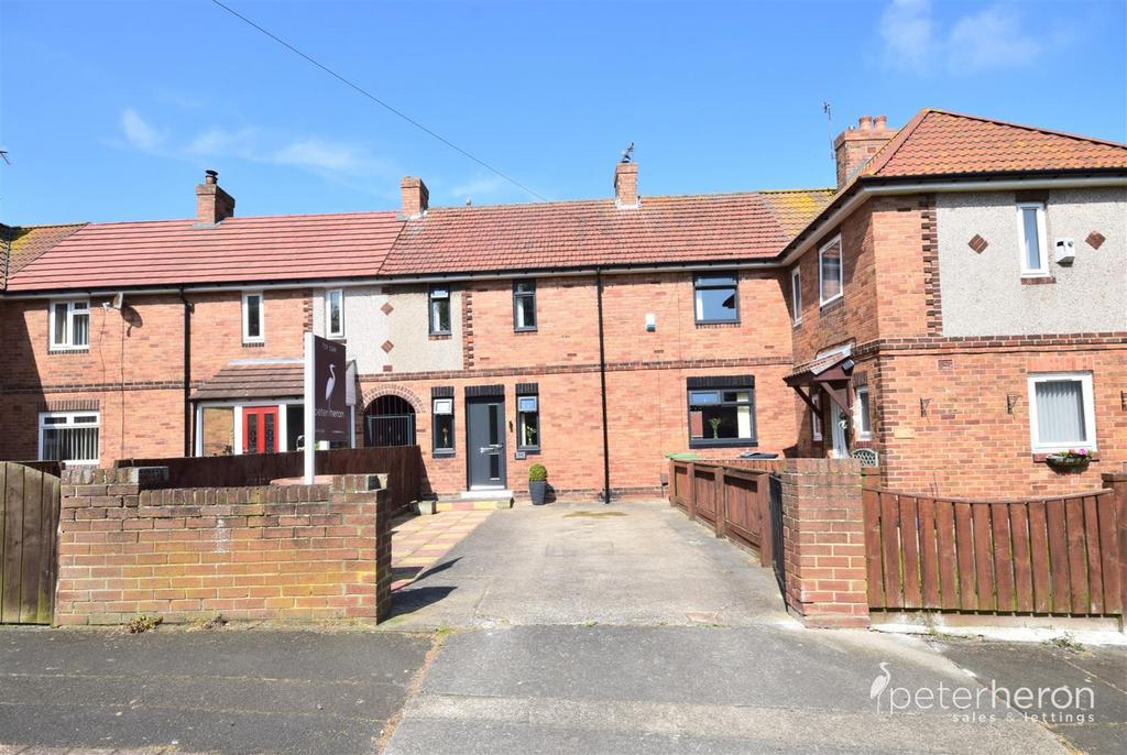 Shaftesbury Crescent, Humbledon, Sunderland 3 bed terraced house for