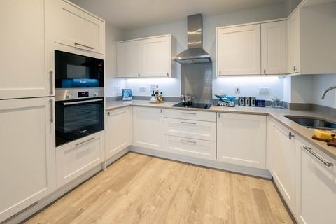 2 bedroom retirement property for sale - Property 18, at The Cloisters High Street, Great Missenden HP16