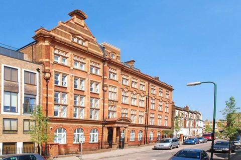 2 bedroom apartment to rent, Glengall Road, London, NW6