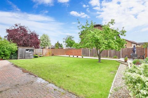 4 bedroom detached house for sale, Woodland Way, Greenhithe, Kent