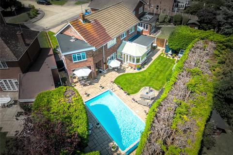 15 Bovinger Way, Southend-on-sea, SS1 3SZ