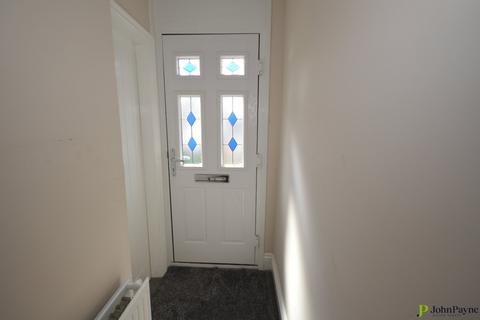 3 bedroom end of terrace house to rent, Middlecotes, Tile Hill, Coventry, CV4