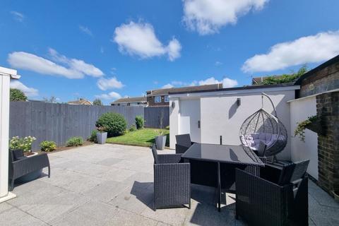 3 bedroom semi-detached house for sale - Obelisk Rise, Kingsthorpe, Northampton NN2 8QU