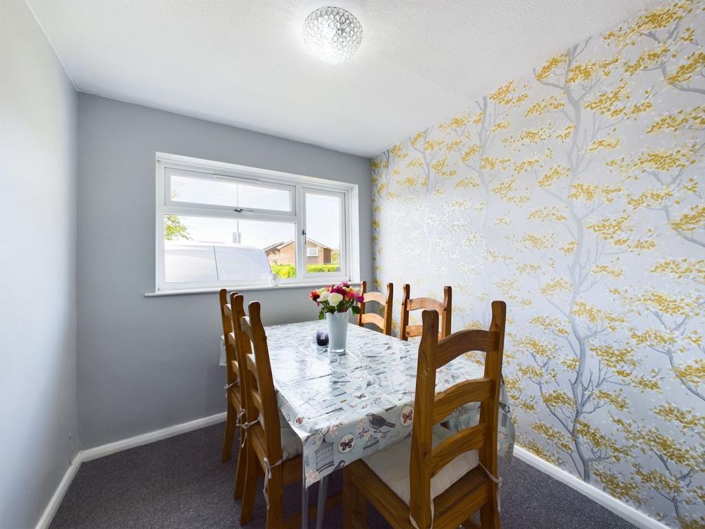 Dining room/bedroom four