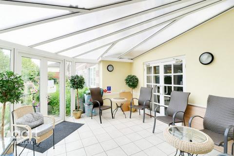 1 bedroom apartment for sale, Cockfosters, London