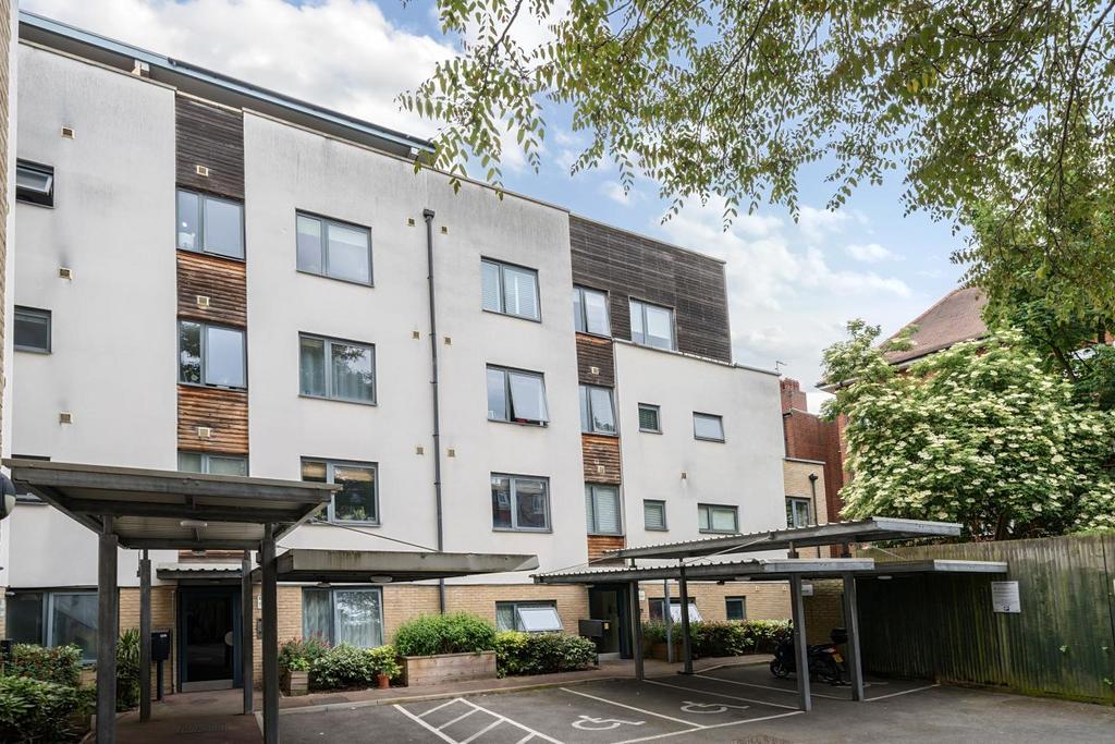 Clapham Park Road, Clapham 1 bed flat for sale £350,000