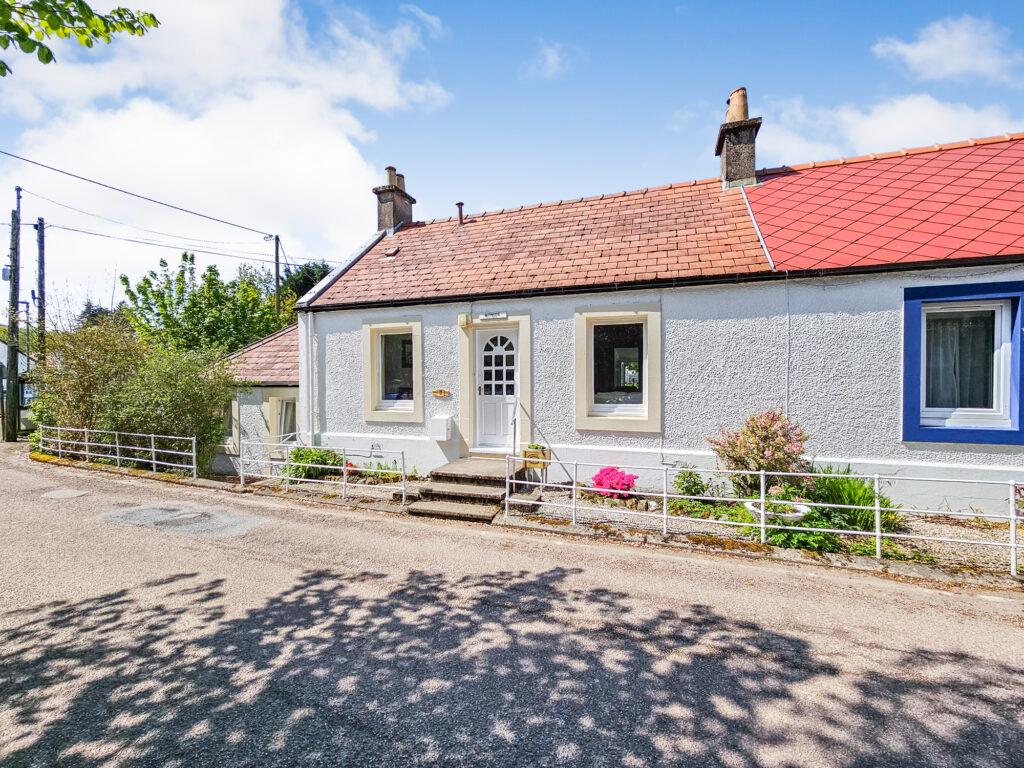 Burnside Cottage, Clachan, By Tarbert, Argyll 2 bed end of terrace