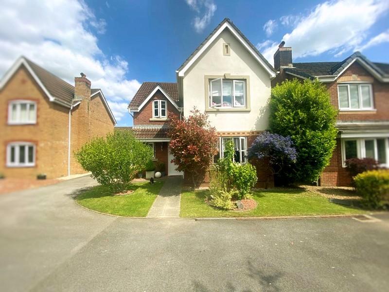 Erw Werdd, Birchgrove, Swansea. SA7 0HF 4 bed semidetached house for