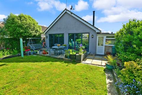 9 Alinora Close, Goring By Sea, Worthing, BN12 4LT