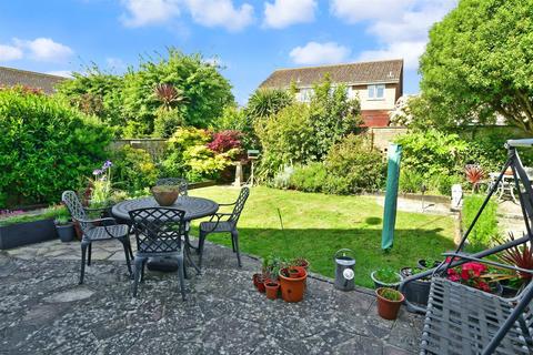 9 Alinora Close, Goring By Sea, Worthing, BN12 4LT