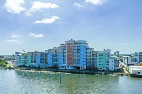 3 bedroom penthouse for sale, Lifeboat Quay, Poole, BH15