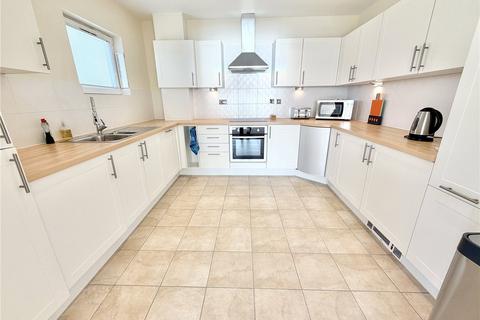 3 bedroom penthouse for sale, Lifeboat Quay, Poole, BH15