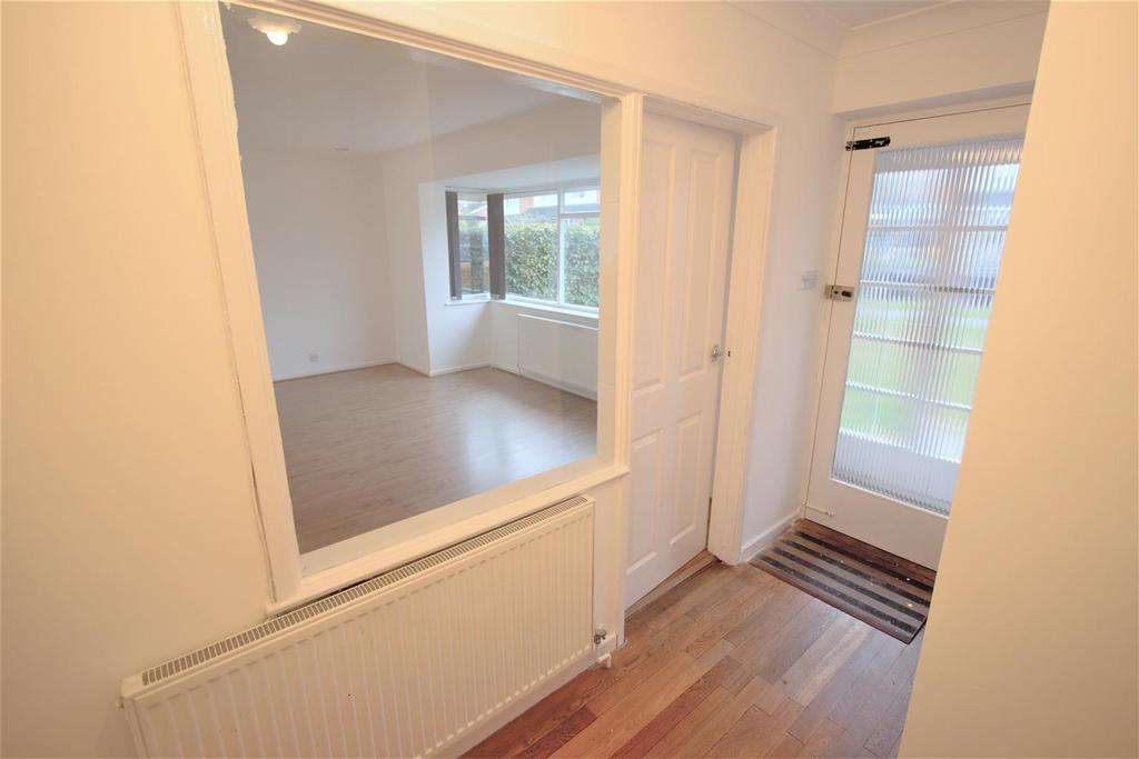 Clovelly Road, Glenfield, LE3 3 bed detached house £350,000