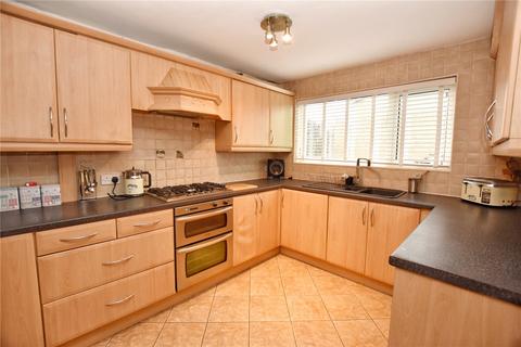 3 bedroom semi-detached house for sale - Home Farm Avenue, Mottram, Hyde, Greater Manchester, SK14
