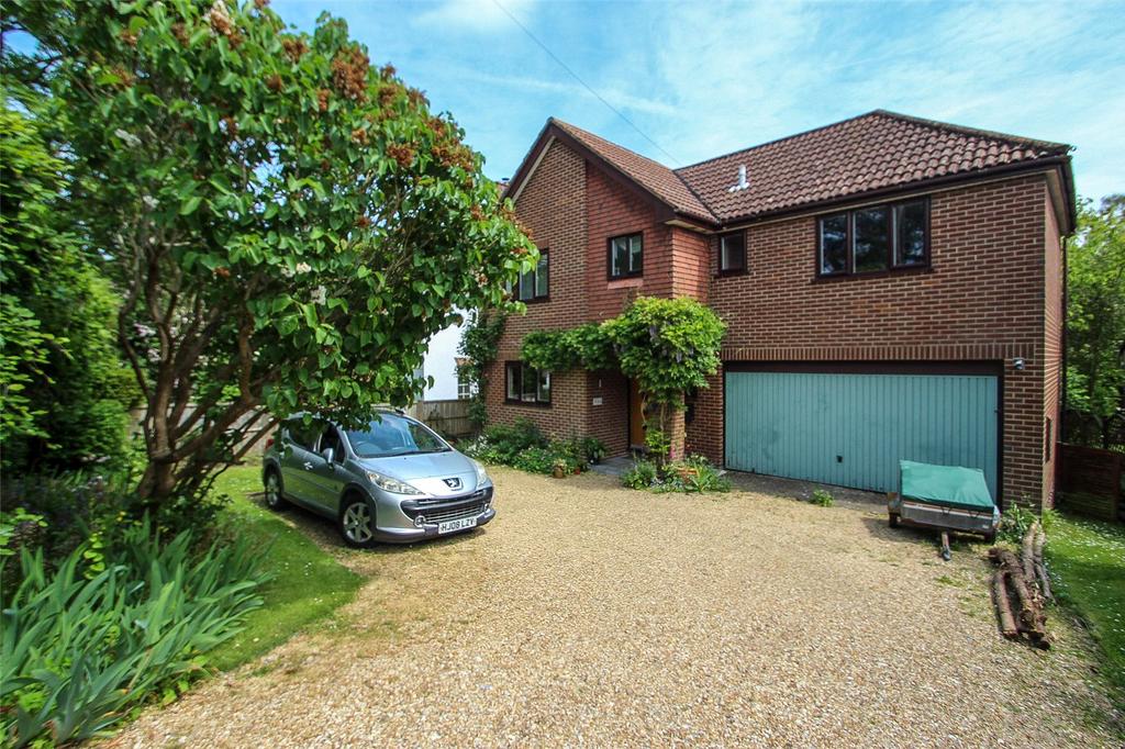 Satchell Lane, Hamble, Southampton, Hampshire, SO31 4 bed detached