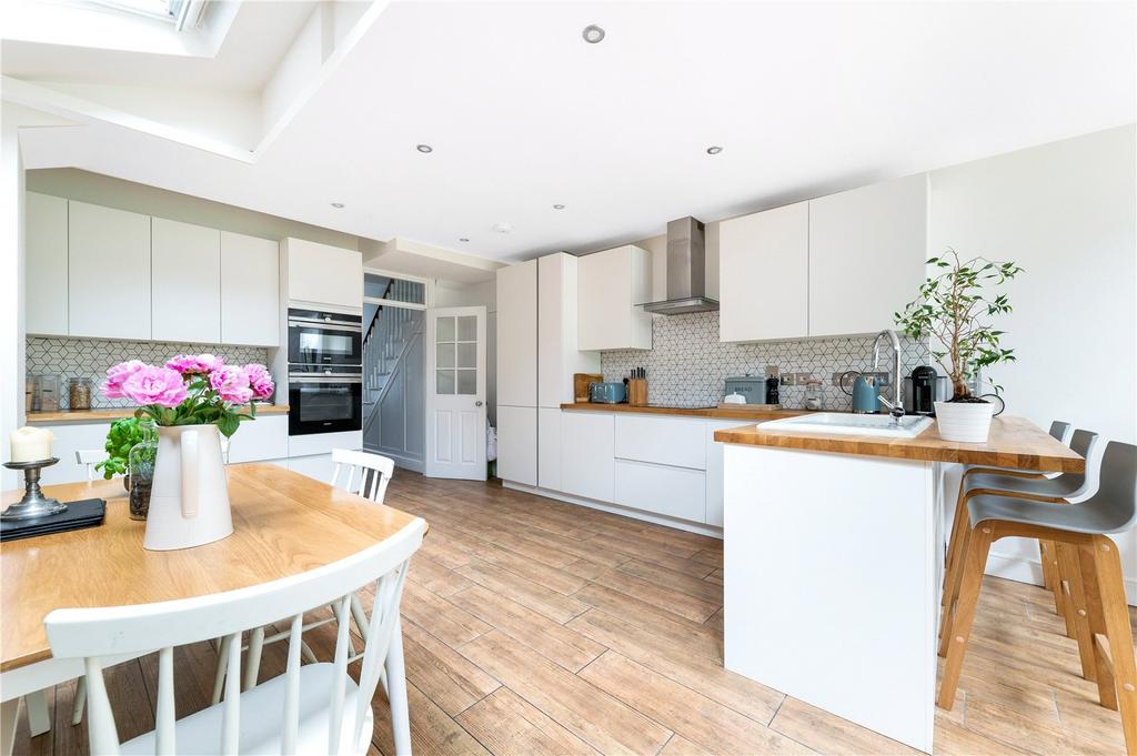 Salehurst Road, London, SE4 5 bed terraced house for sale £950,000