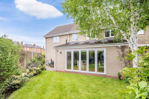 4 bedroom semi-detached house for sale, Queens Crescent, Bawtry, South Yorkshire