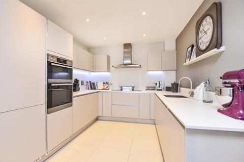 1 Brindlewick Gardens, Beckenham, BR3 1DG
